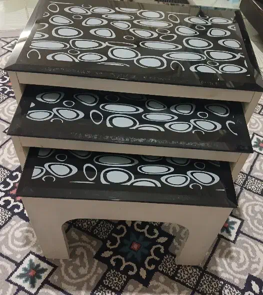 جلو مبلی و میز|مبلمان خانگی و میز عسلی|رشت, حمیدیان|دیوار