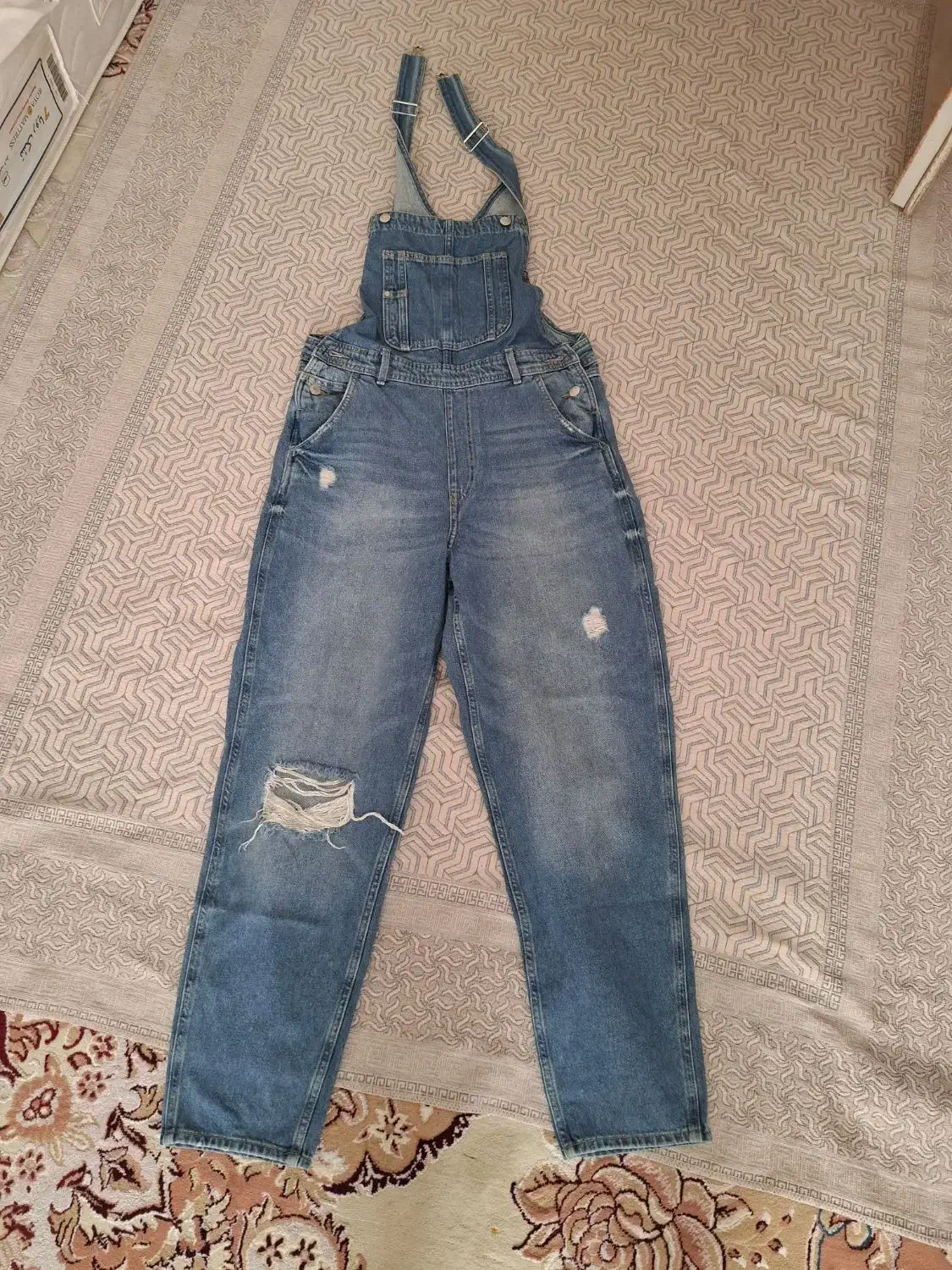 چند دست لباس|لباس|قم, زنبیل آباد|دیوار