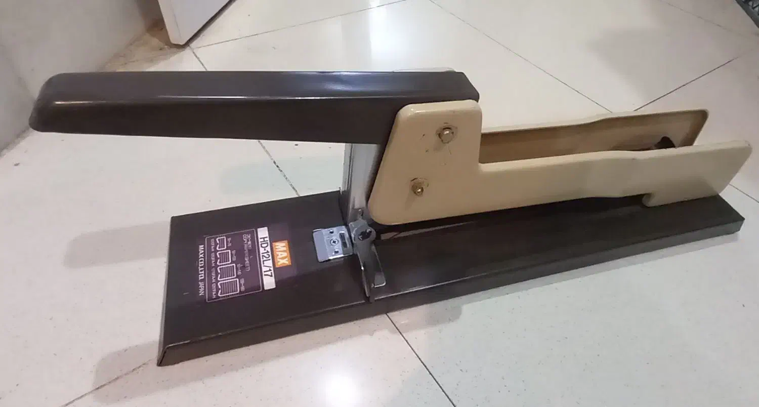 منگنه زن بزرگ کتاب مارک مکس ژاپنی|لوازم التحریر|تهران, جنت‌آباد جنوبی|دیوار