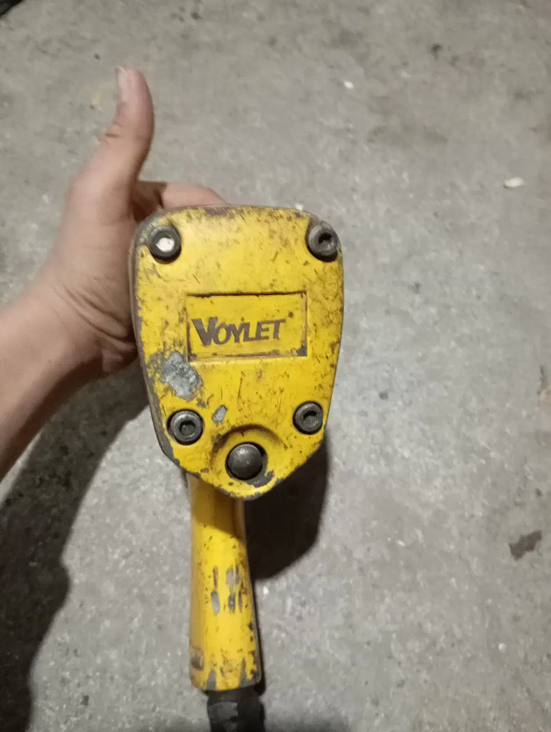 آچار بادی|ابزارآلات|تربت جام, شاهد|دیوار