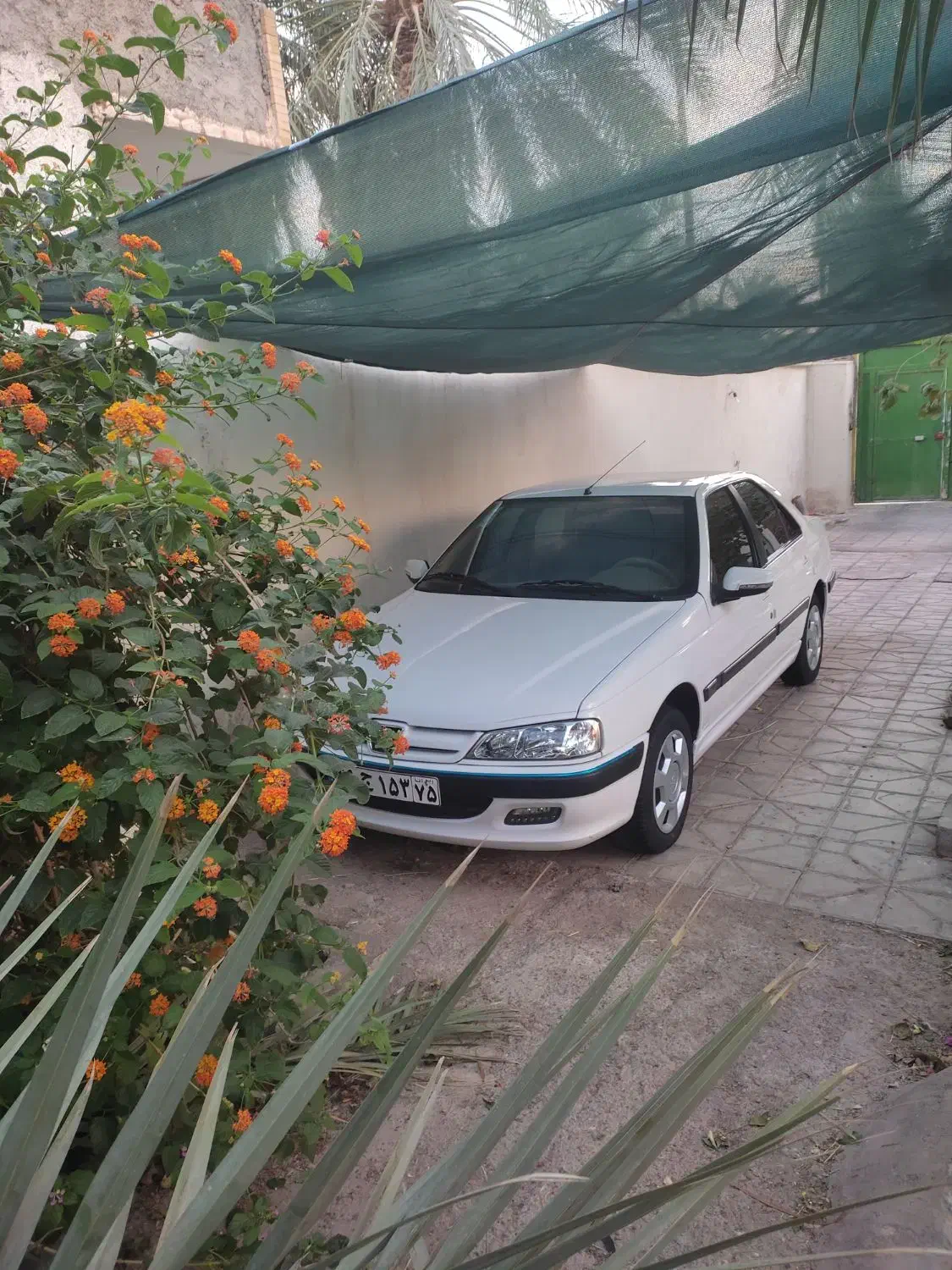 دست اول در حد صفر  با کارکرد 30 هزار کارمندی|خودرو سواری و وانت|بم, |دیوار