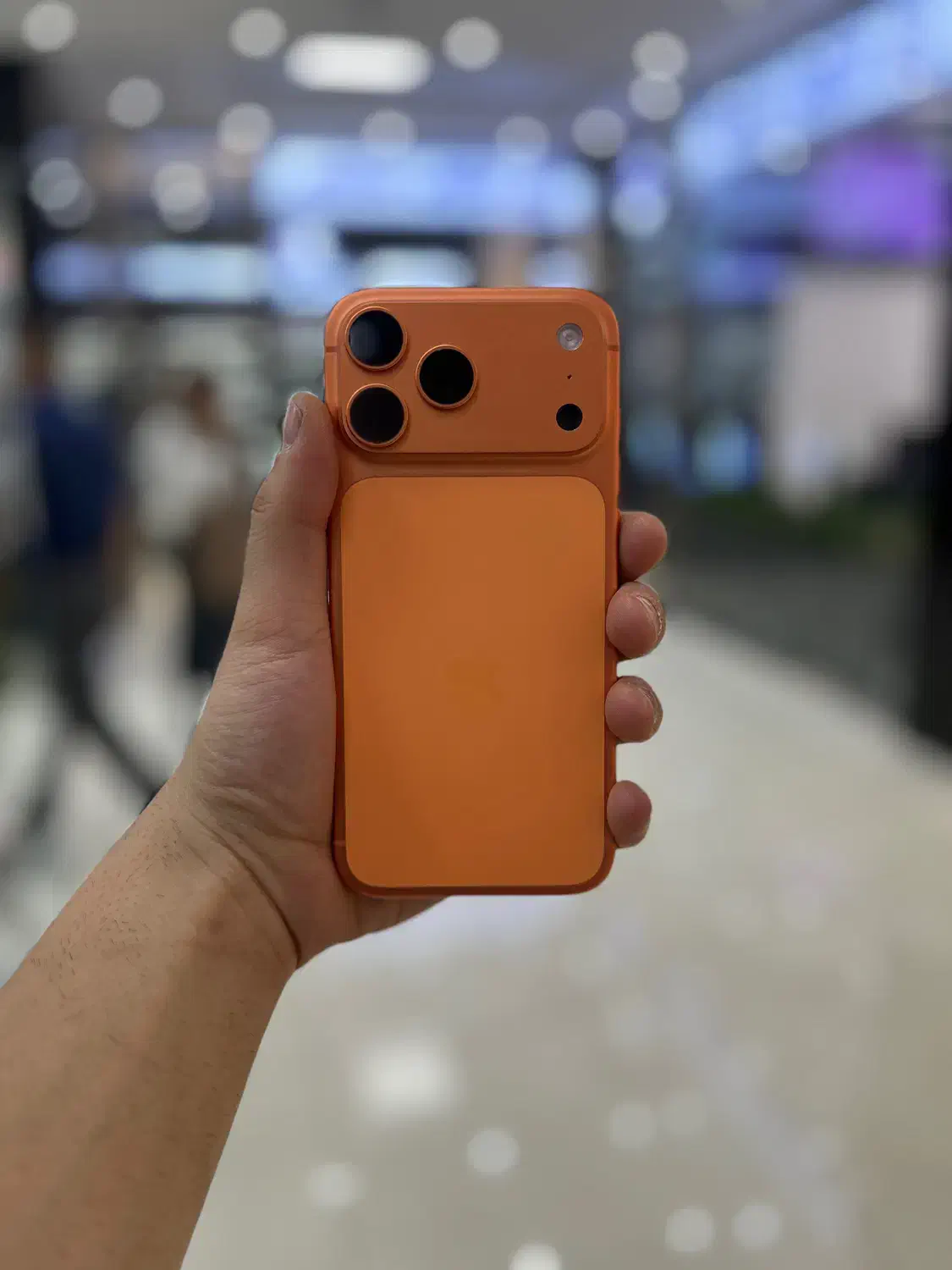 آیفون ۱۷ پرومکس از دم قسط|موبایل|اصفهان, احمدآباد|دیوار