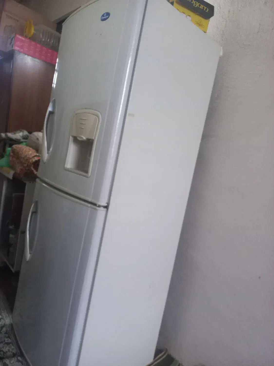 یخچال ۲ طبقه سالم و تمیز|یخچال و فریزر|کردکوی, |دیوار