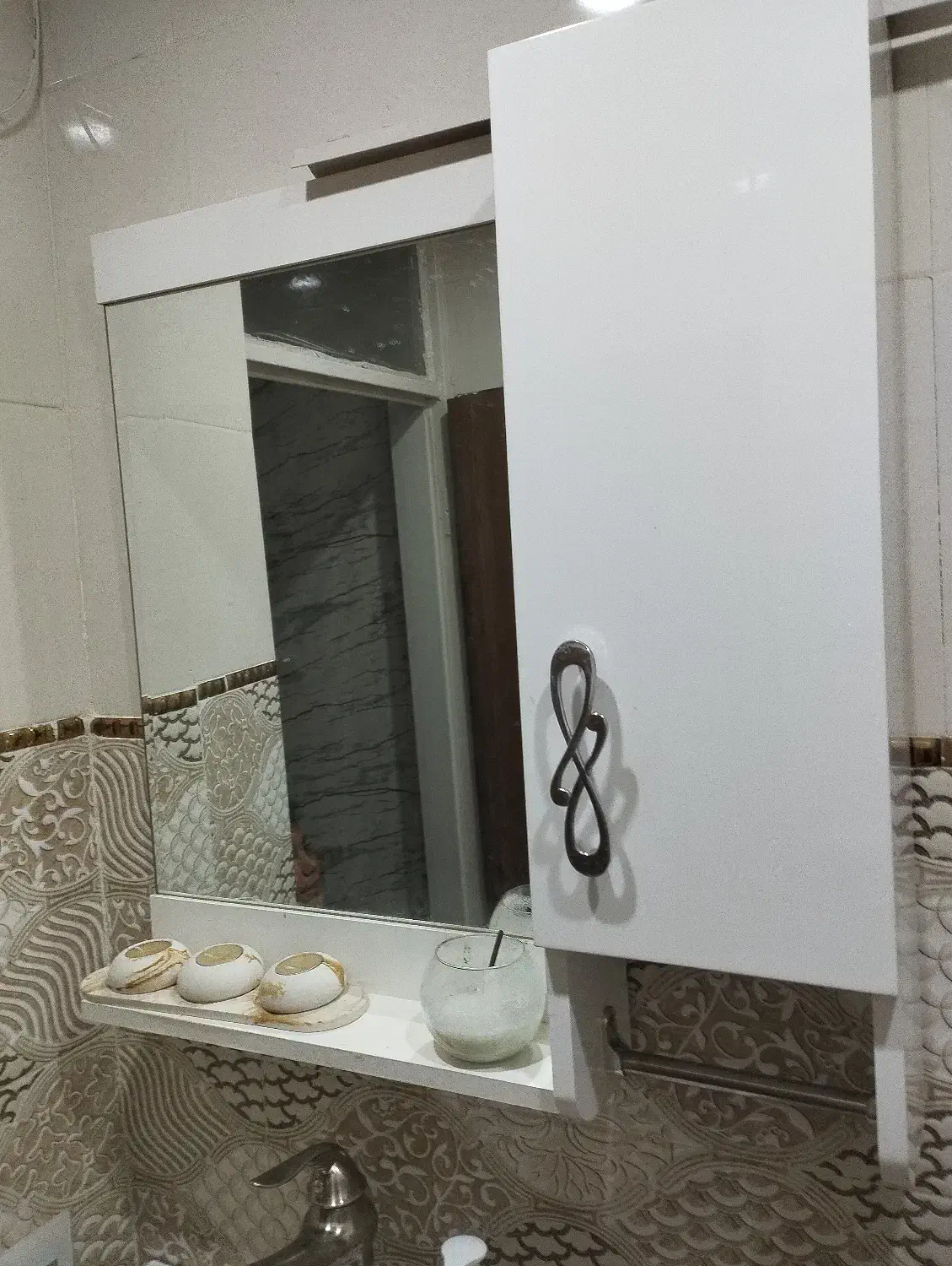 کابینت دستشویی با آینه و باکس|لوازم سرویس بهداشتی|کرج, حیدرآباد|دیوار