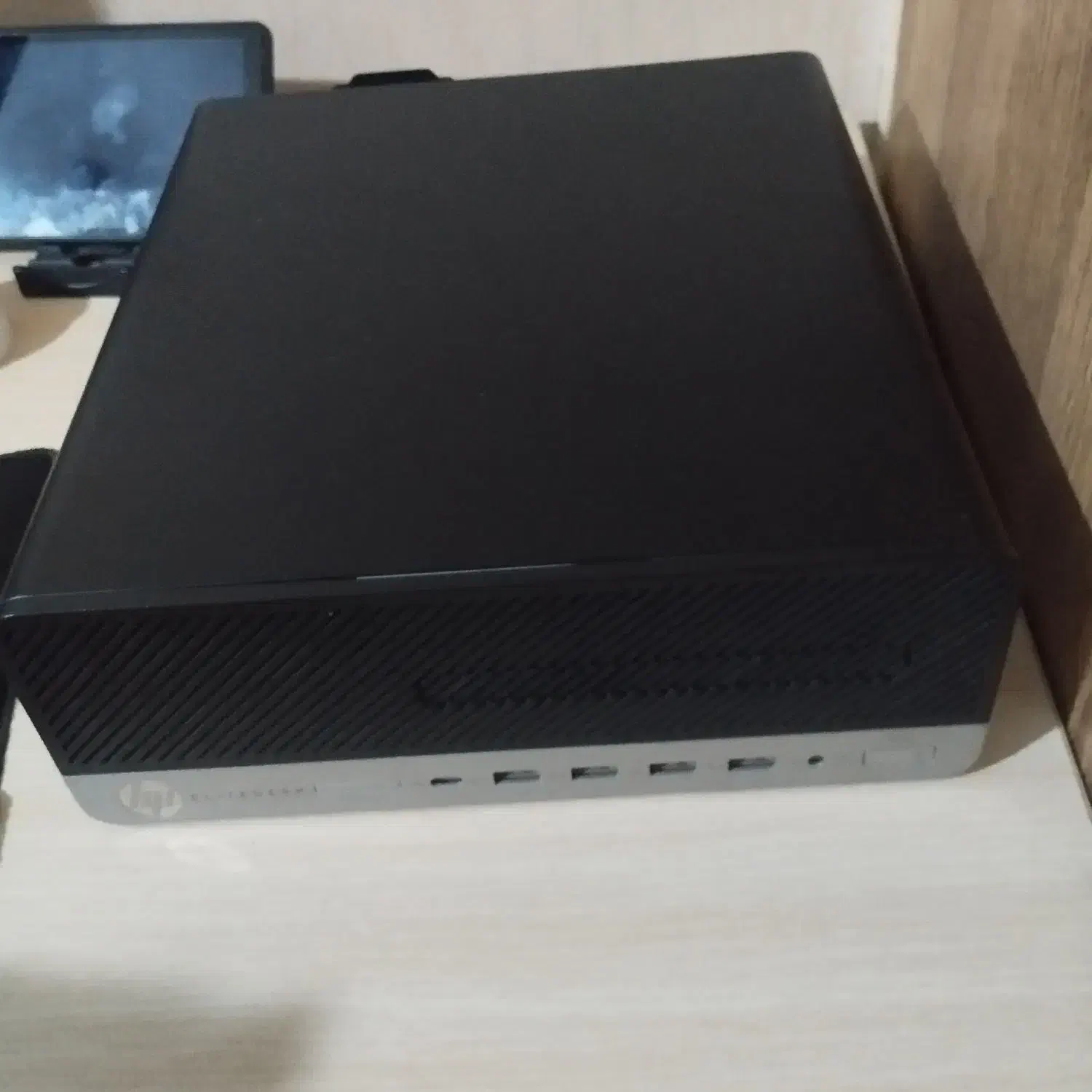 مانیتور سالم درحد نو|قطعات و لوازم جانبی رایانه|نسیم‌شهر, |دیوار