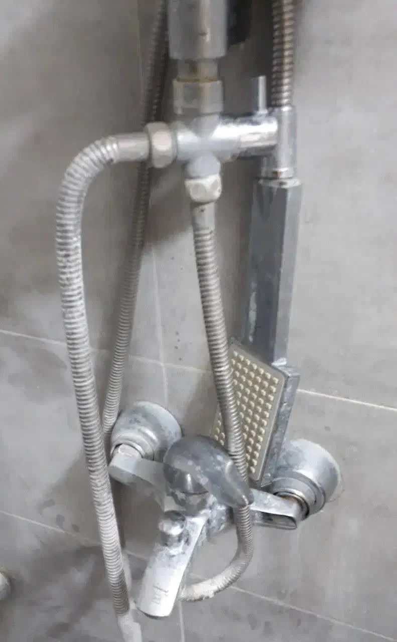 ریکا سفید|مواد شوینده و دستمال کاغذی|اراک, |دیوار