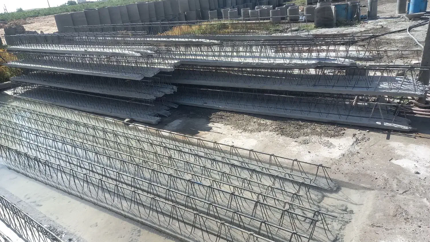 کارگاه بتنی تیرچه سقفی وپایه انگور...|مصالح و تجهیزات ساختمان|دشتابی, |دیوار