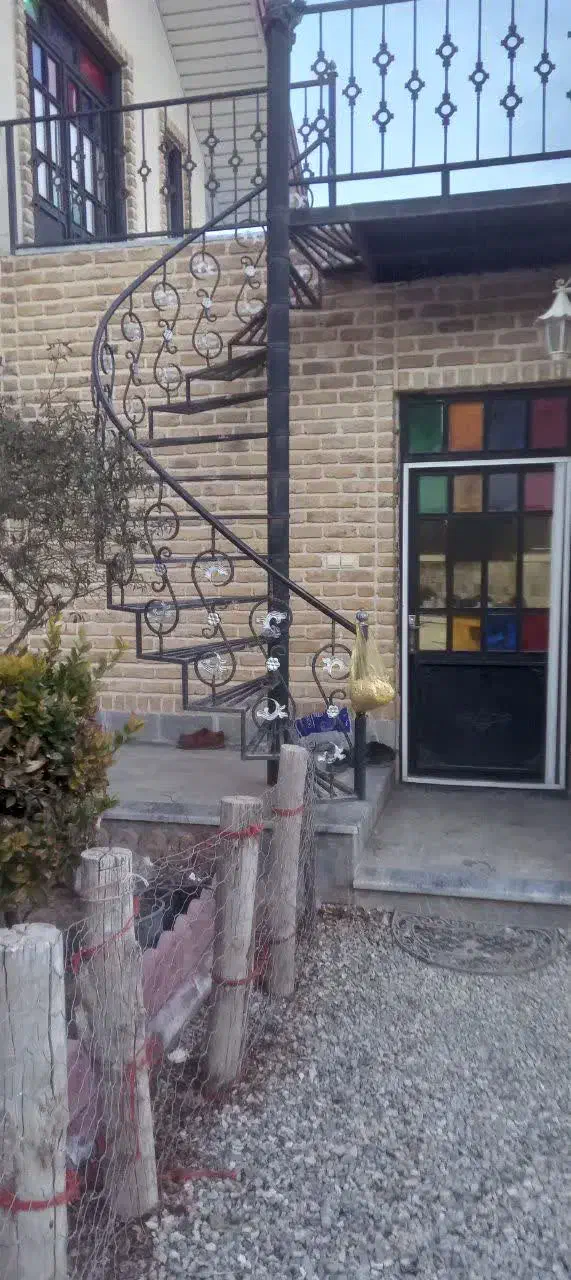 جوشکاری درو پنجره و اسکلت و...|خدمات پیشه و مهارت|بروجرد, |دیوار