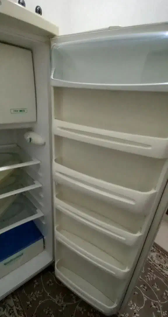 یخچال|یخچال و فریزر|فلاورجان, |دیوار