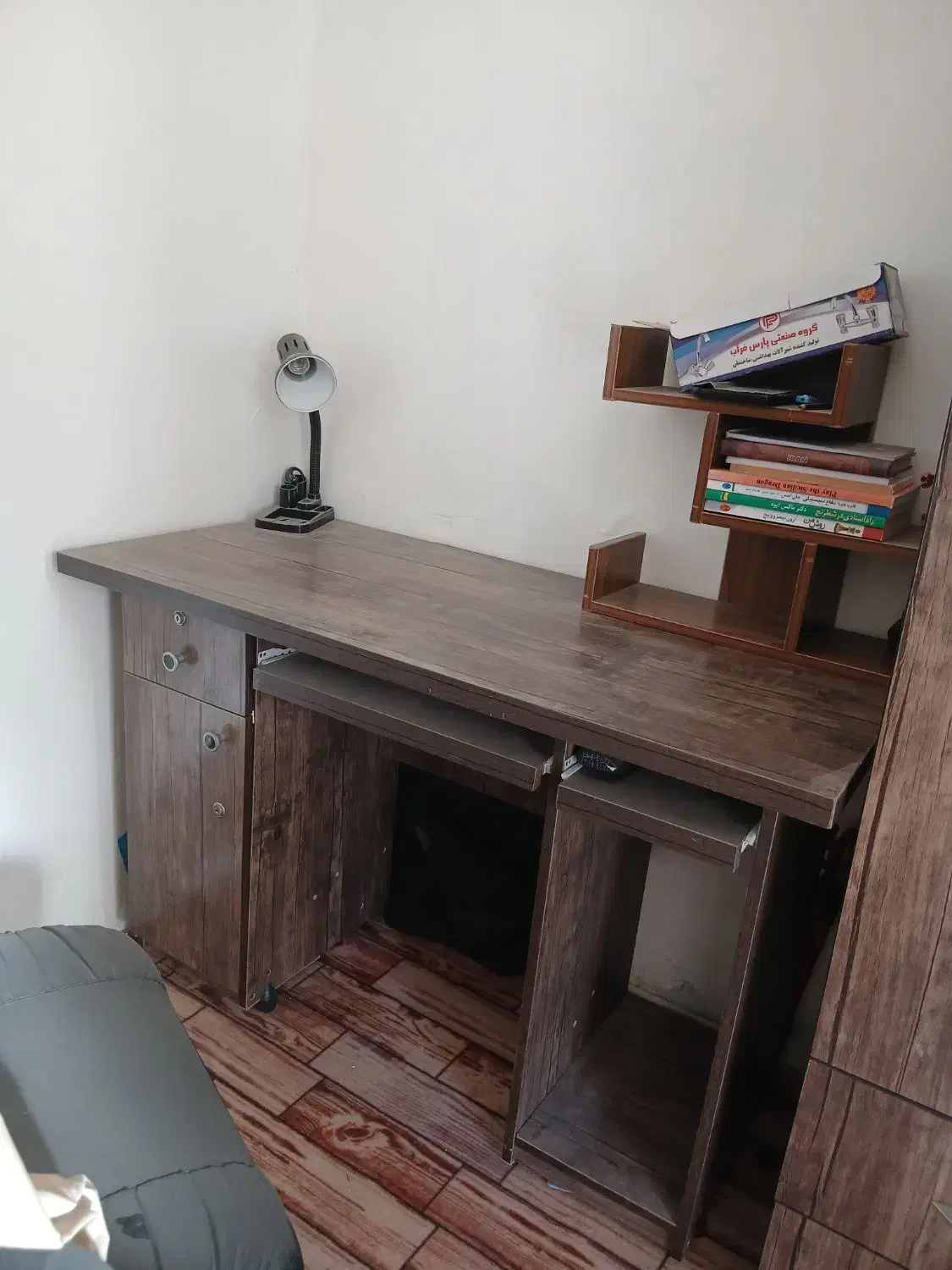 میز و کمد و کتابخونه|میز تحریر و کامپیوتر|مسجد سلیمان, |دیوار