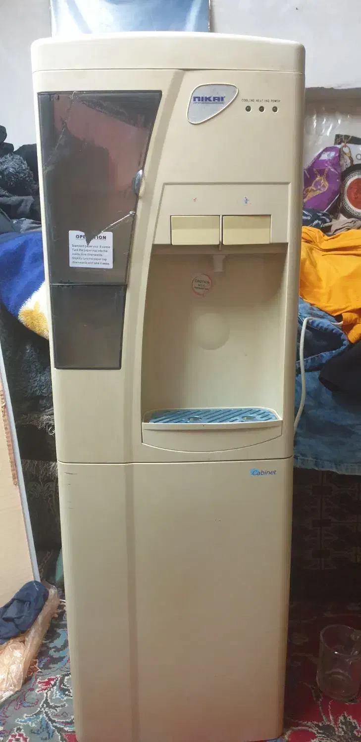 آبسرد کن ژاپن اصل .درجه یک کم کار|آب‌سردکن و تصفیه آب|شیراز, سیاه سنگ|دیوار