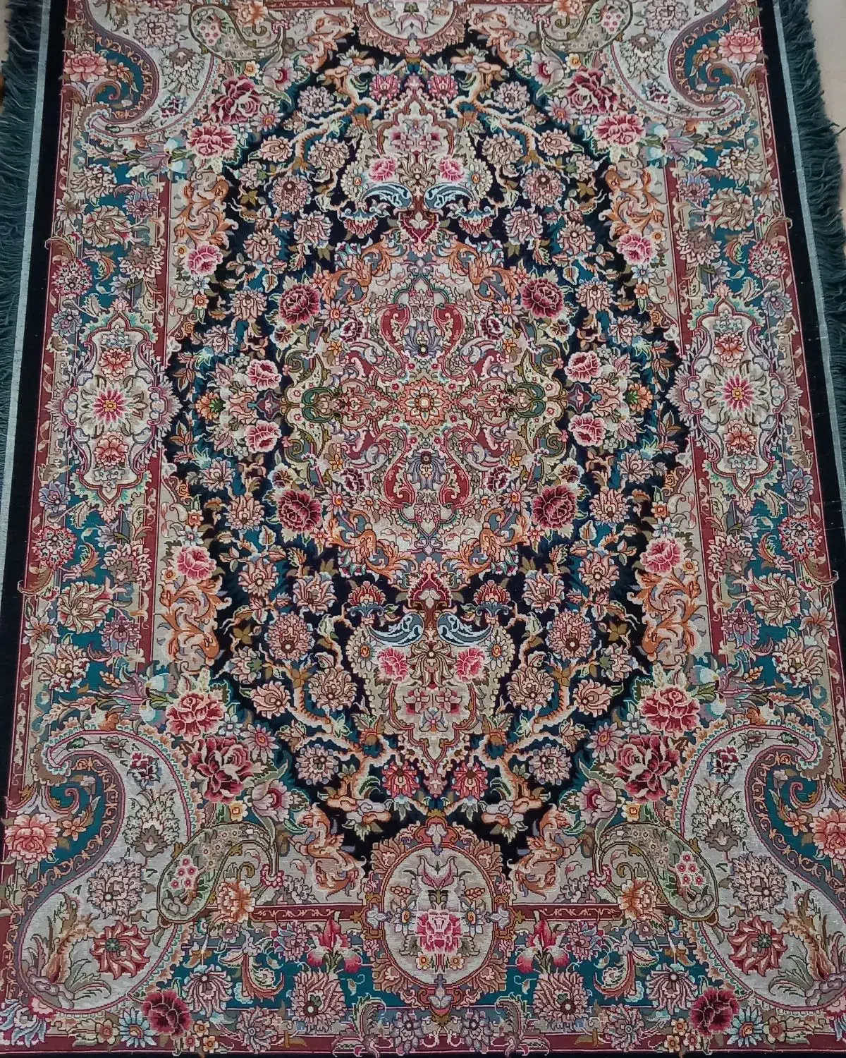 فرش ابریشم ذرع نیم سالاری ۶۲ رج|فرش|تبریز, |دیوار