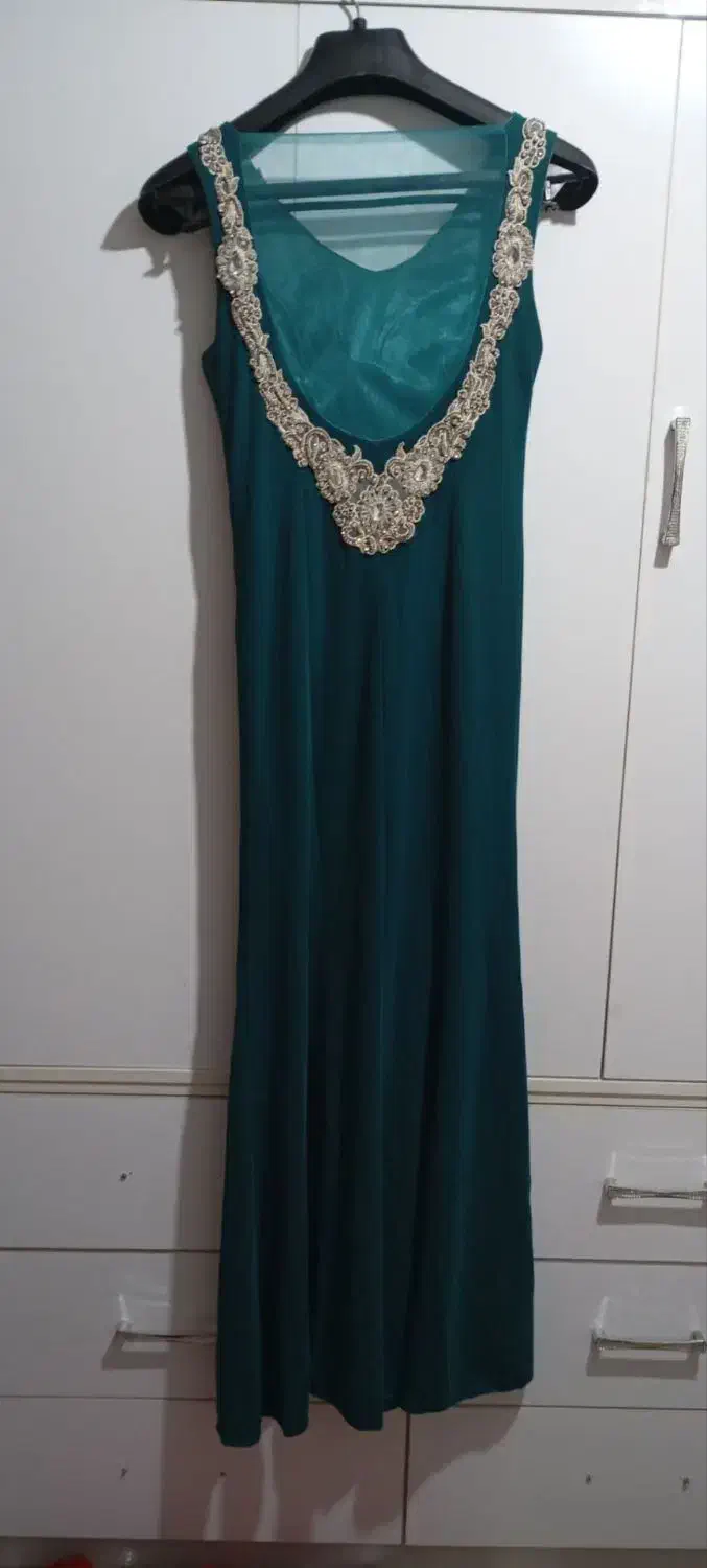 لباس مجلس|لباس|کرج, خرمدشت|دیوار