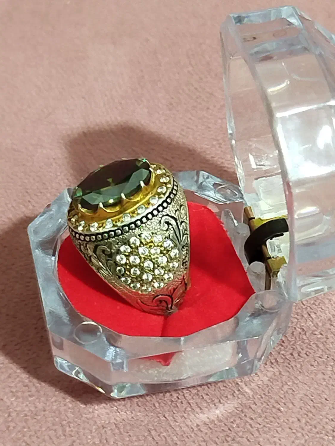 انگشتر نقره (نگین الماس روسی )|جواهرات|ساری, |دیوار