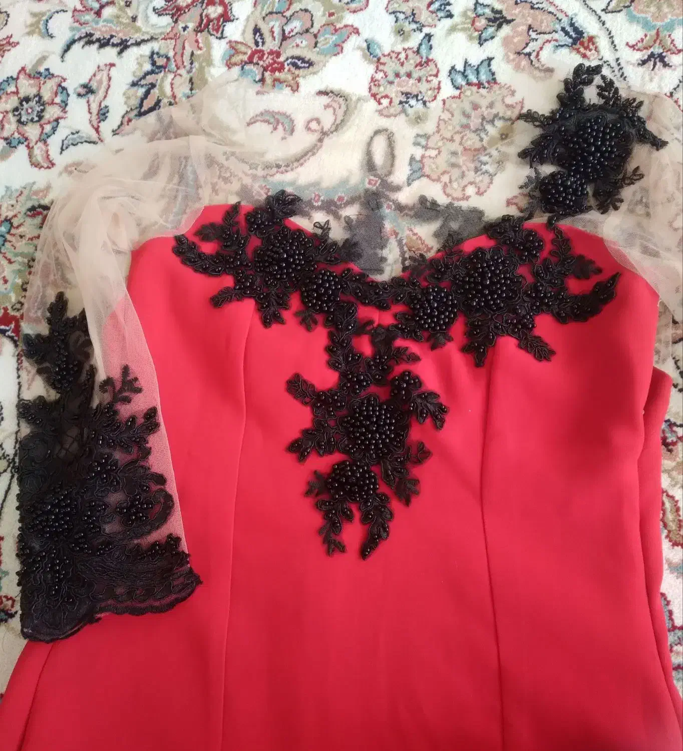 لباس مجلسی. ویژه برای شب یلدا|لباس|تربت‌حیدریه, منظر|دیوار