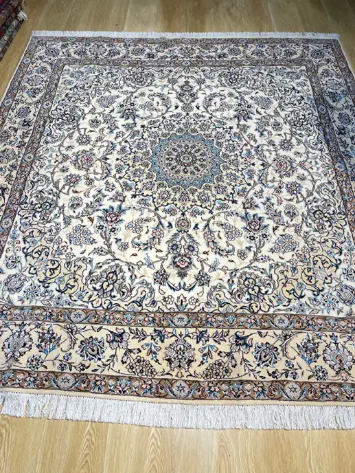 فرش مربع نایین ۲۲۰*۲۰۰|فرش|تهران, سلسبیل شمالی|دیوار