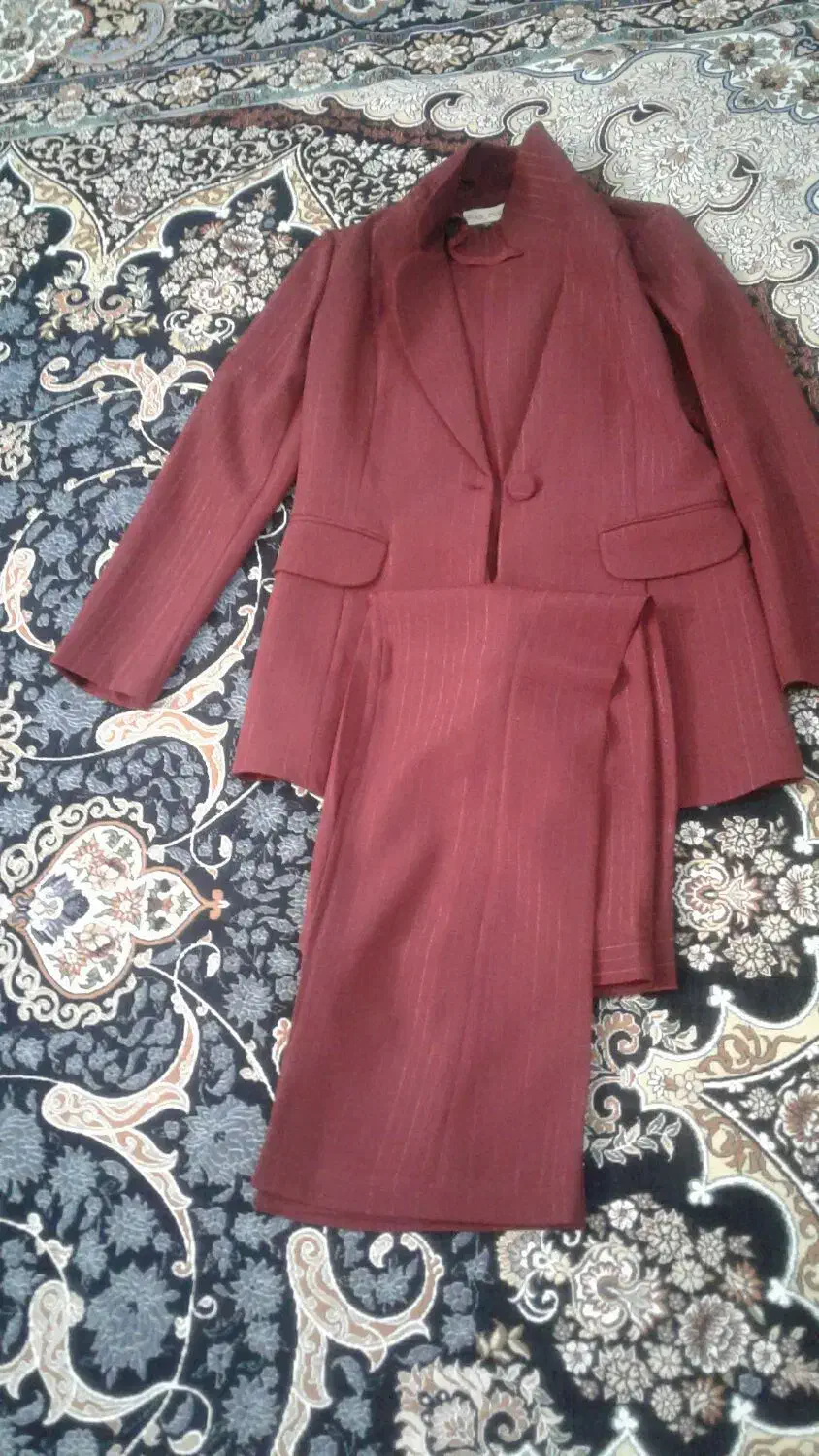 لباس مجلسی|لباس|بهارستان, |دیوار