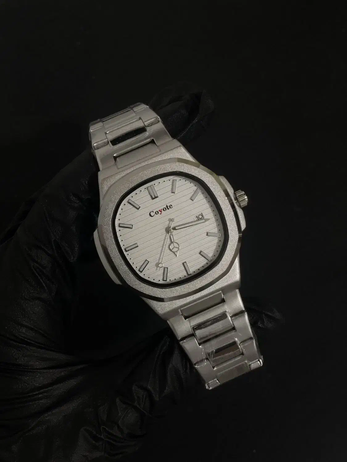 کویوتی|ساعت|کردکوی, |دیوار