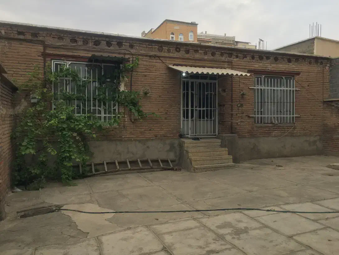 فروش خانه ویلایی ، (مسکونی تجاری)|فروش خانه و ویلا|سقز, |دیوار