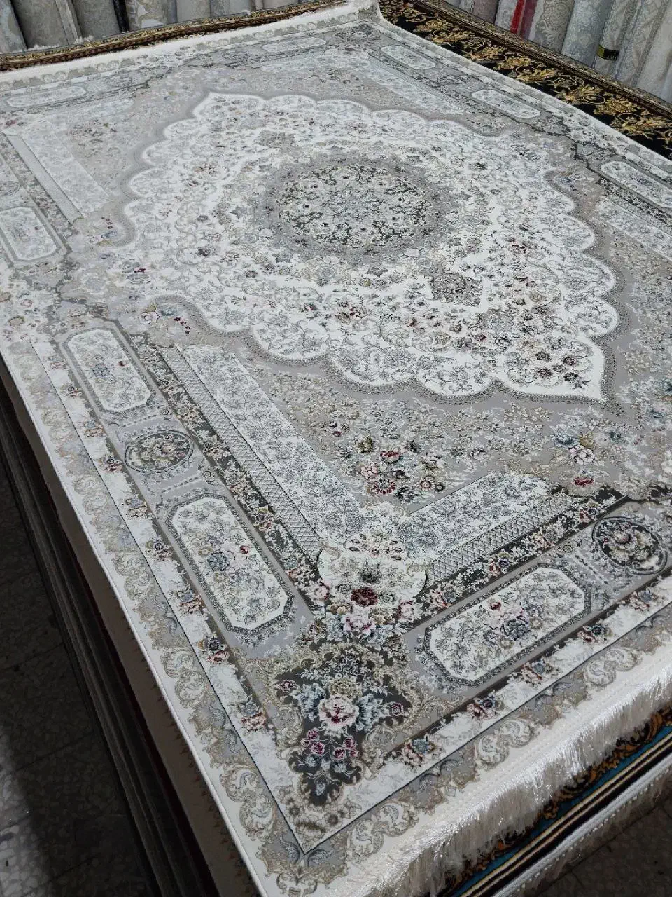 تخفیف فرش ۹ متری ۱۲۰۰ شانه، ارسال ۳ روزه|فرش|کرمانشاه, |دیوار