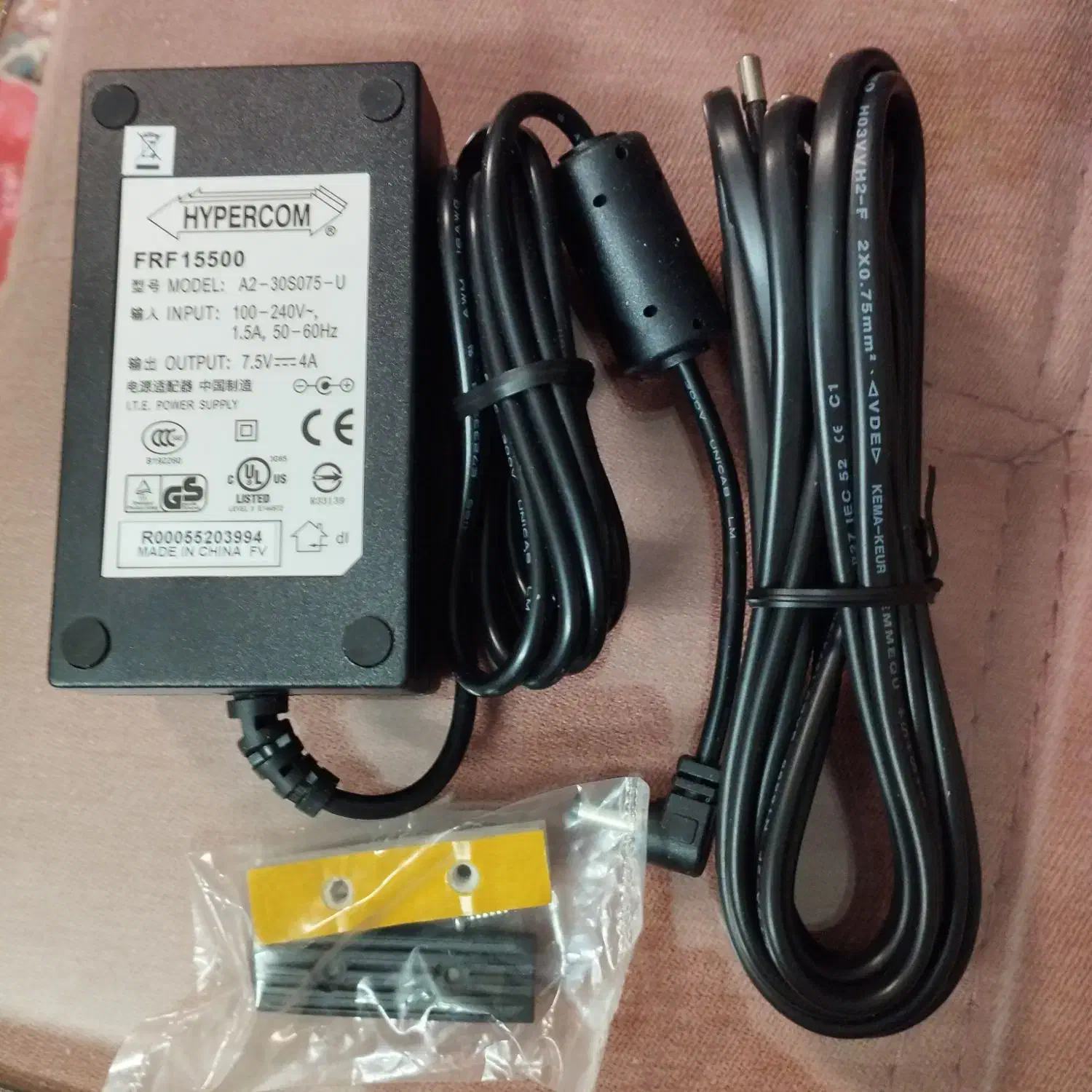 شارژر|قطعات و لوازم جانبی رایانه|شیراز, فرگاز|دیوار