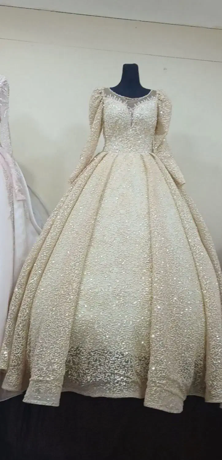 کریر.میز.لباس|حراج|کوچصفهان, |دیوار