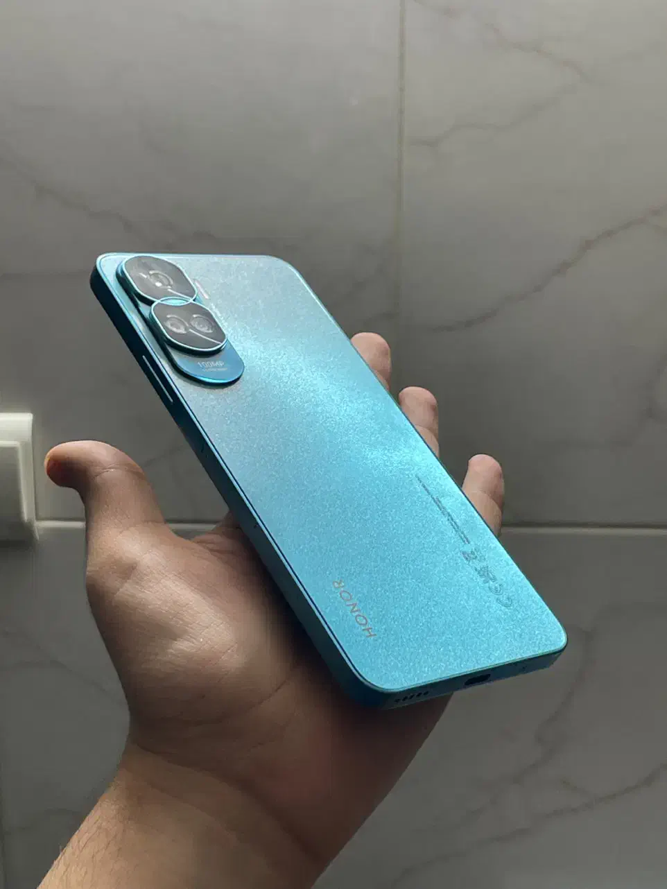 گوشی هانر ۹۰ لایت تک برگ همراه بیمه موبایل|موبایل|مشهد, هفت تیر (آب و برق)|دیوار