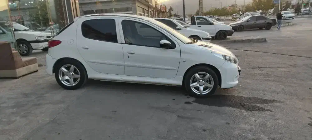 207پانا دنده 402|خودرو سواری و وانت|فولادشهر, B2|دیوار