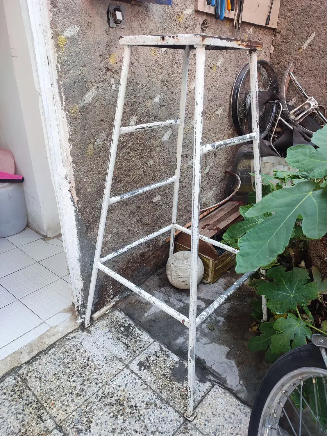 تولت فرنگی و چهار پایه|لوازم سرویس بهداشتی|قم, انسجام|دیوار