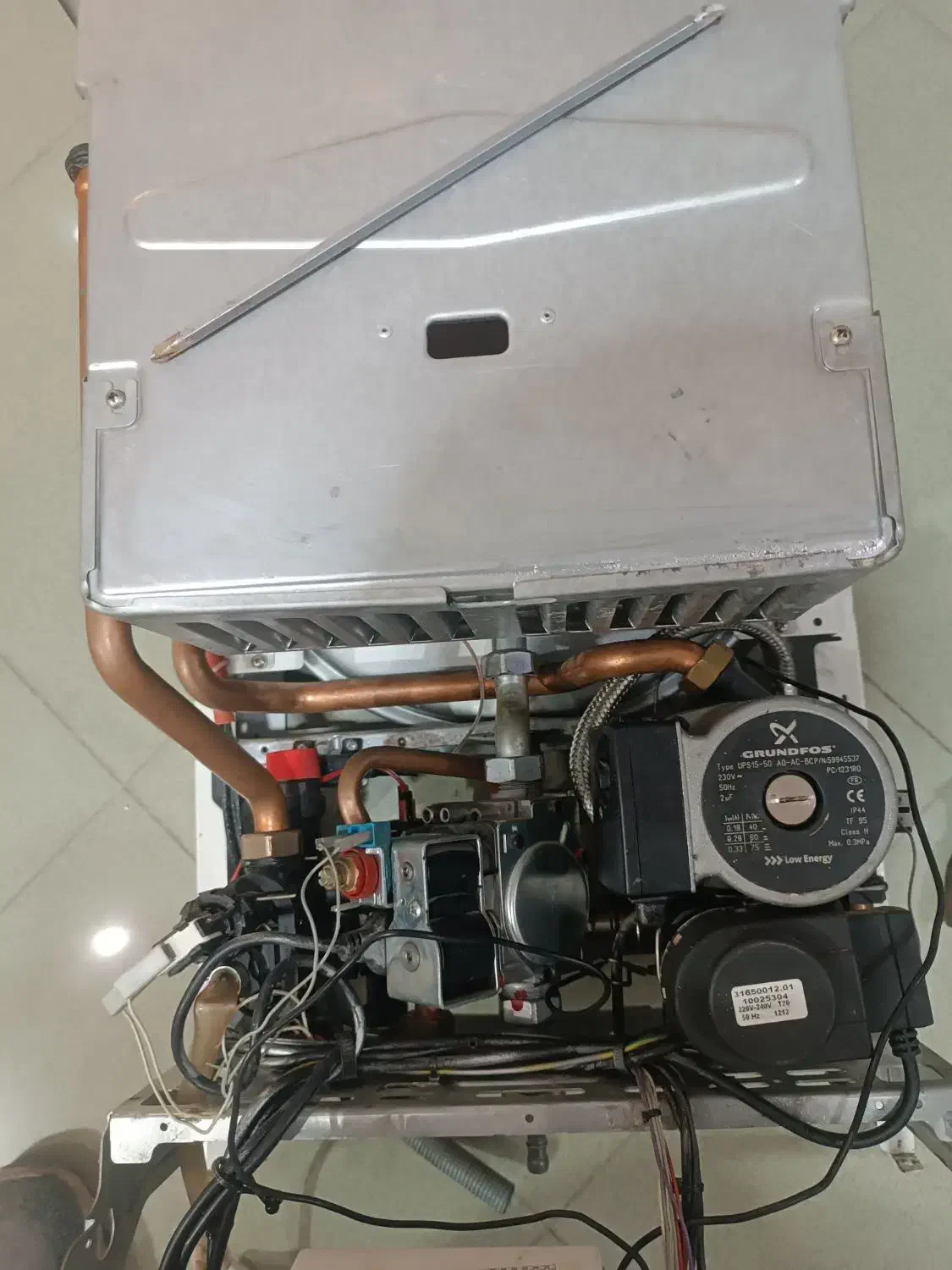 نمایندگی پکیج ایران رادیاتور ،بوتان|آبگرمکن، پکیج، شوفاژ|صدرا-فارس, فاز ۱|دیوار