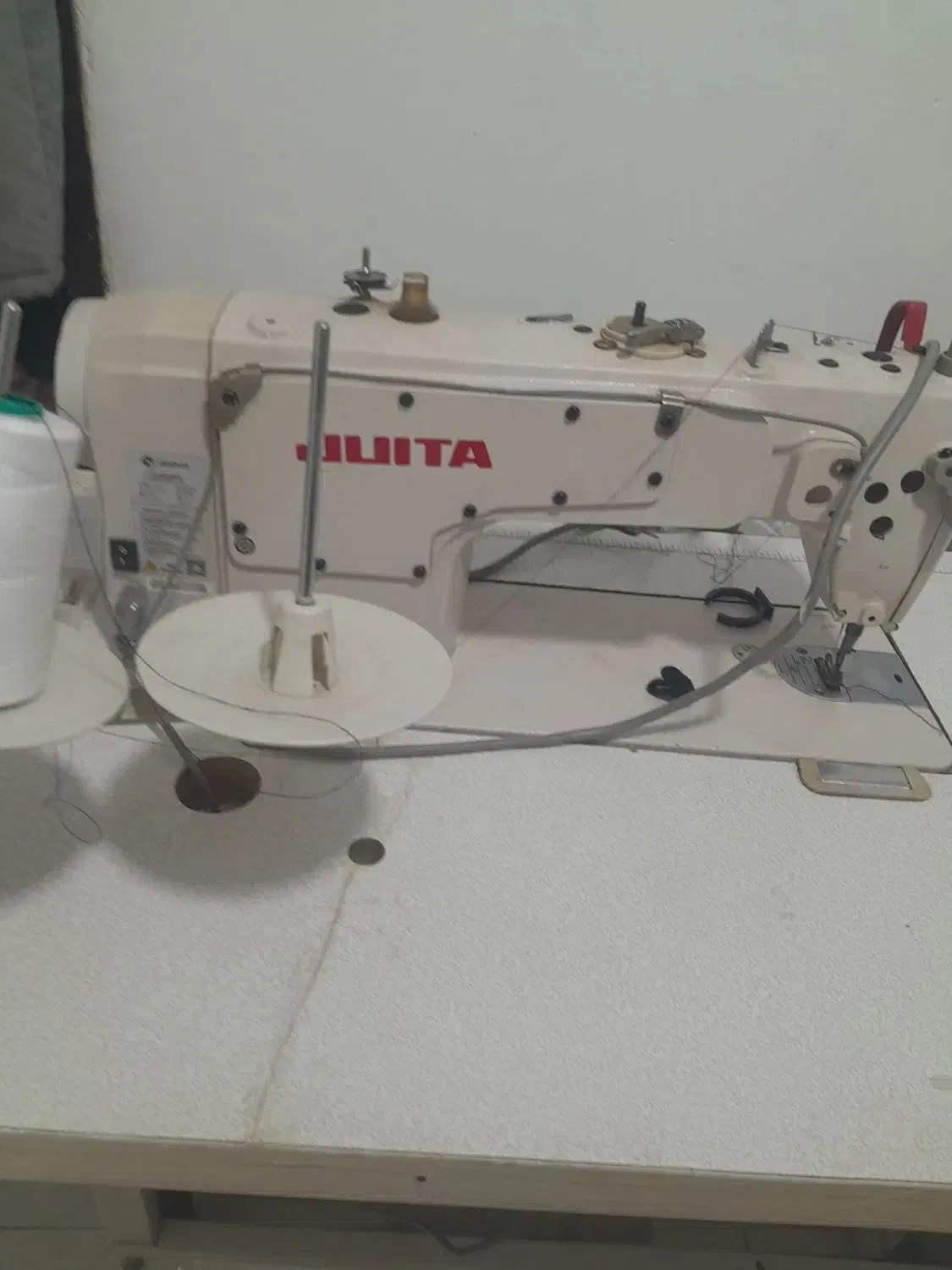 چرخ خیاطی|چرخ خیاطی و ریسندگی|بومهن, |دیوار