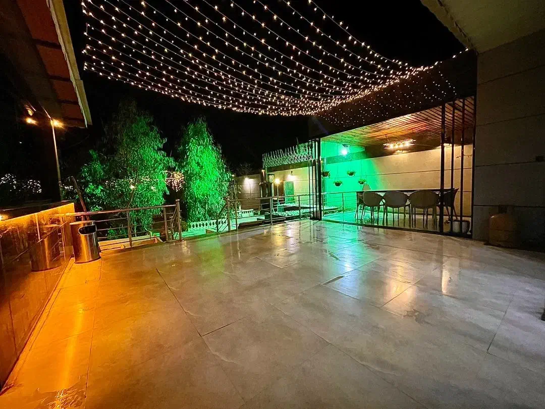 ویلا استخردار در ۱۰ دقیقه شهر اصفهان|اجارهٔ کوتاهمدت ویلا و باغ|اصفهان, سرشبادران|دیوار