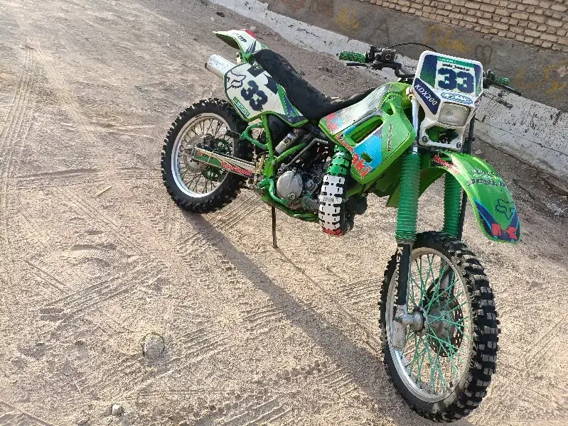 کادیکس 200|موتورسیکلت|کوهسرخ, |دیوار