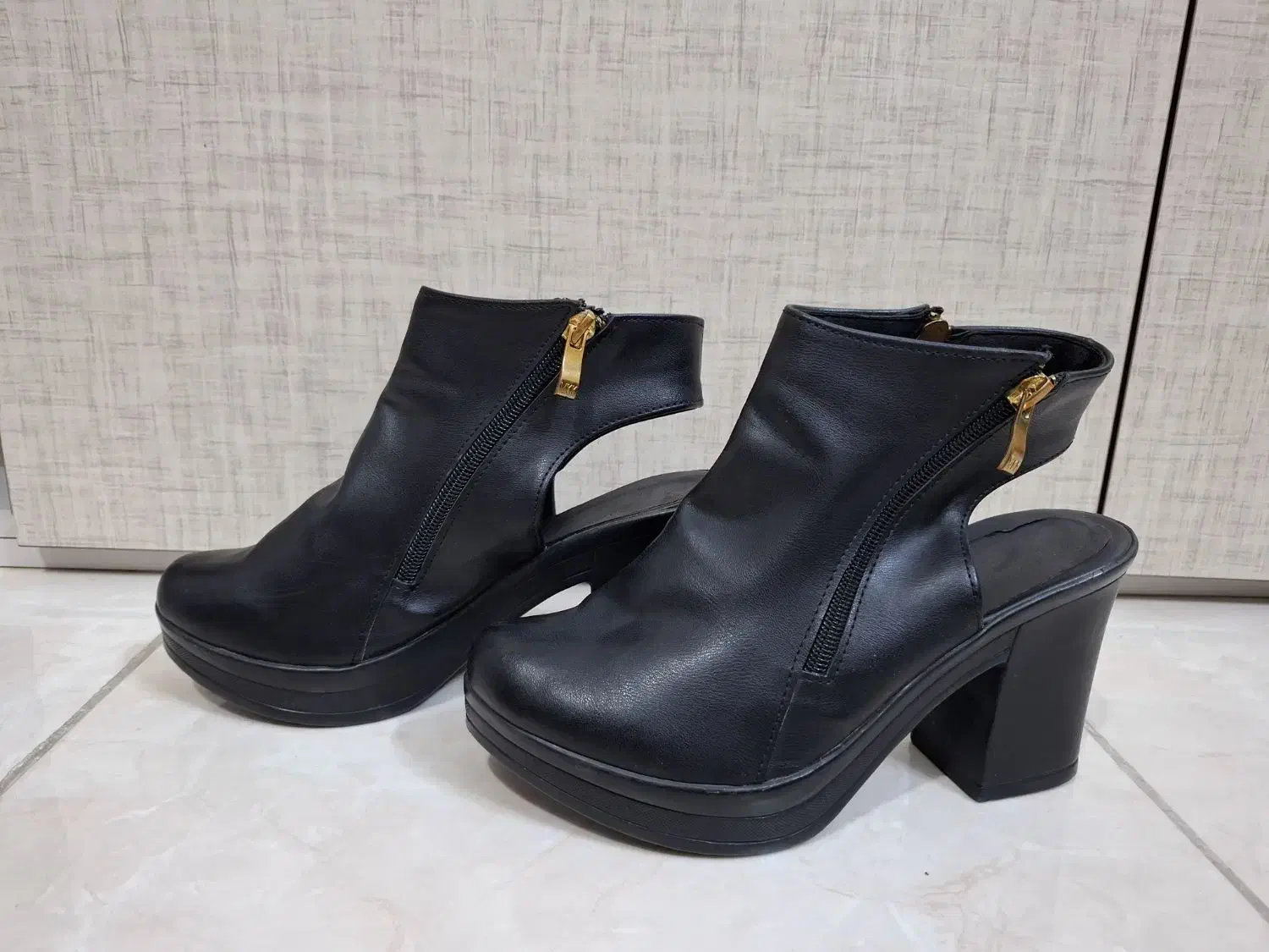 کفش پاشنه بلند|کیف، کفش، کمربند|تهران, ورزشگاه آزادی|دیوار