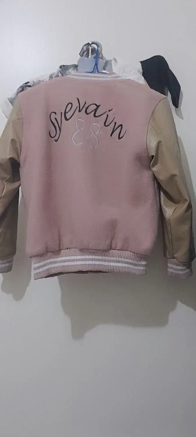 تعداد لباس|کیف، کفش، کمربند|محمدشهر, محمدشهر|دیوار