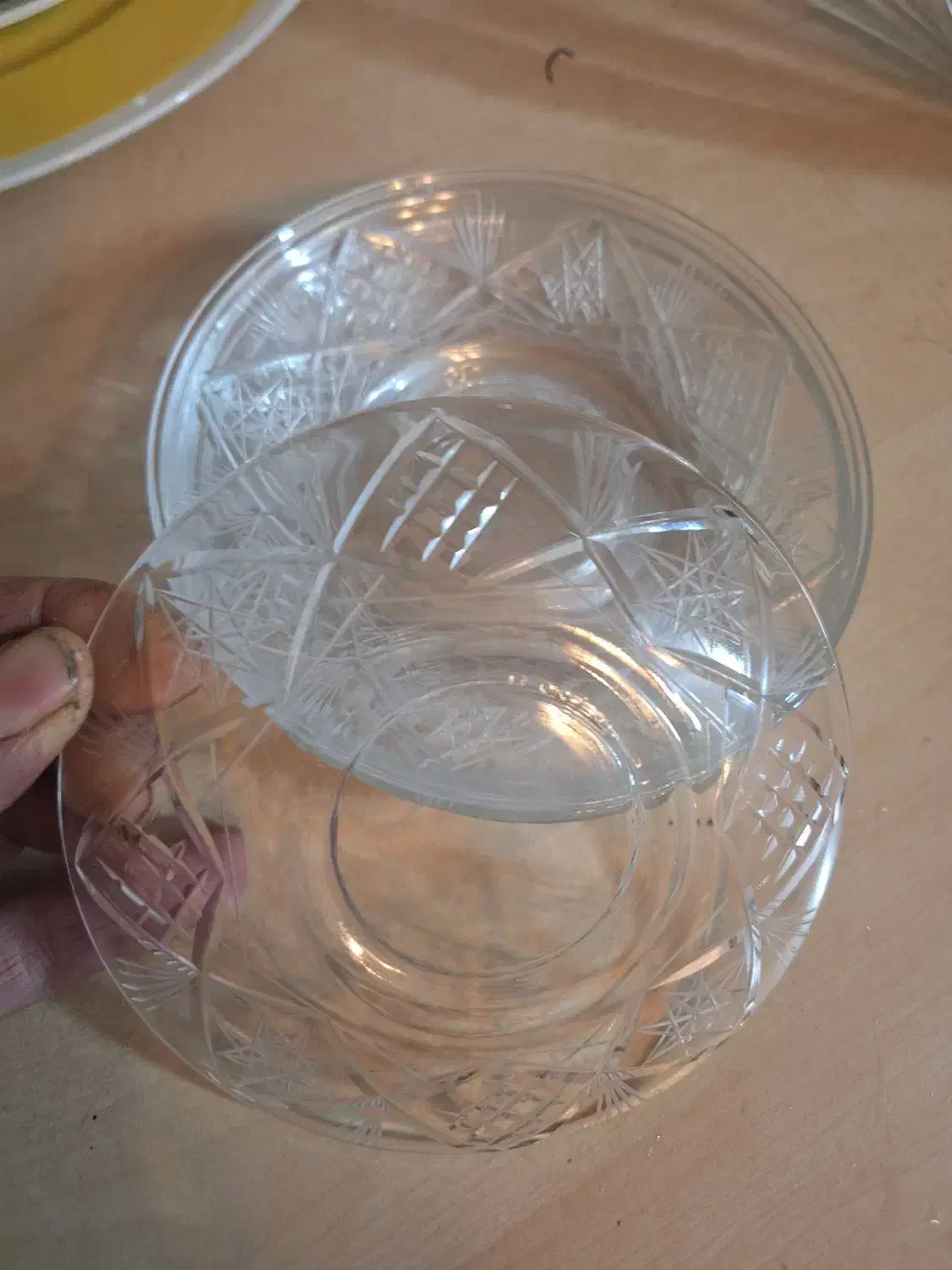 ظرف پذیرایی|ظروف سرو و پذیرایی|نیشابور, بنیاد شهید|دیوار