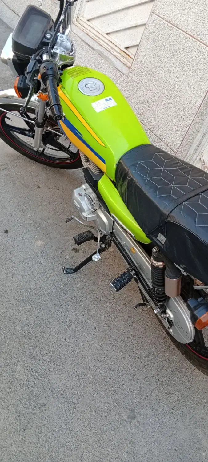 موتور 200همتاز|موتورسیکلت|خمینی‌شهر, |دیوار