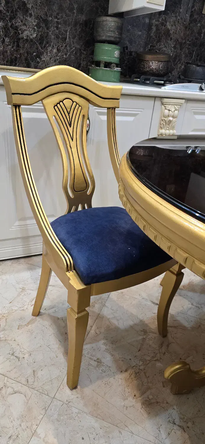 میز غذاخوری ۴ نفره|میز و صندلی غذاخوری|قم, زنبیل آباد|دیوار