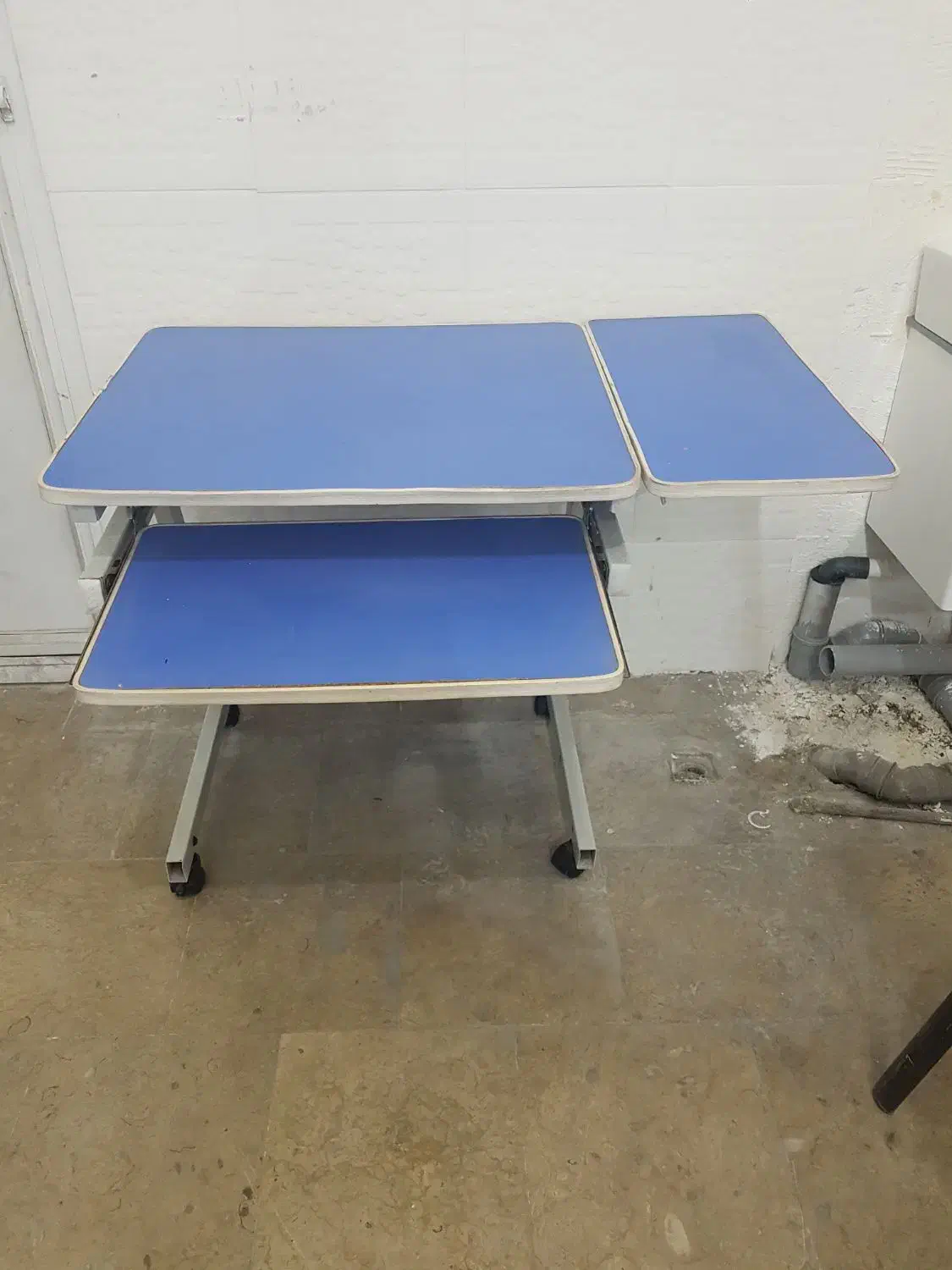 میز کامپیوتر سالم|میز تحریر و کامپیوتر|شاهرود, |دیوار