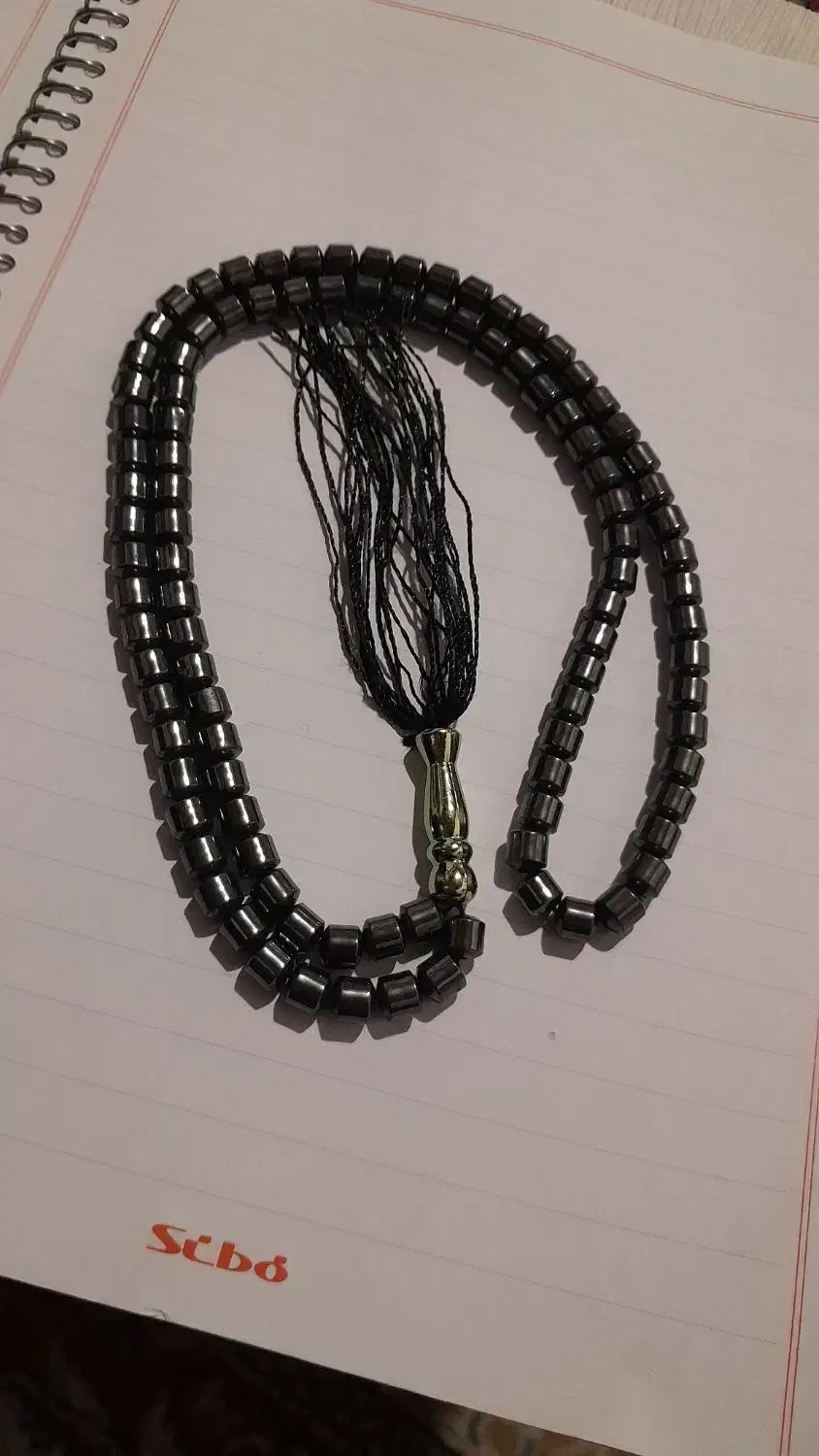 تسبیح حدید قدیمی۱۰۲ عددی|کلکسیون اشیاء عتیقه|رودسر, |دیوار