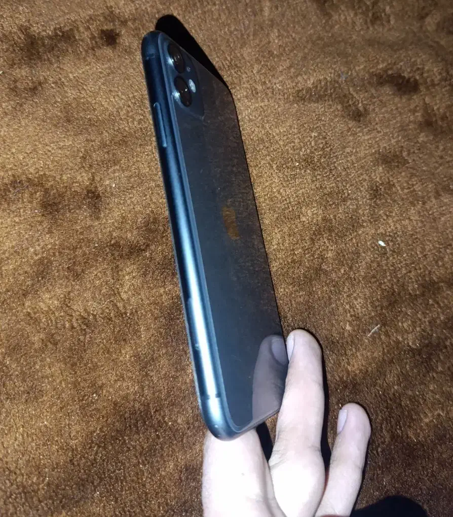 ایفون یازده بدون ریجستری معتبر. ضمانتی|موبایل|زاهدان, |دیوار