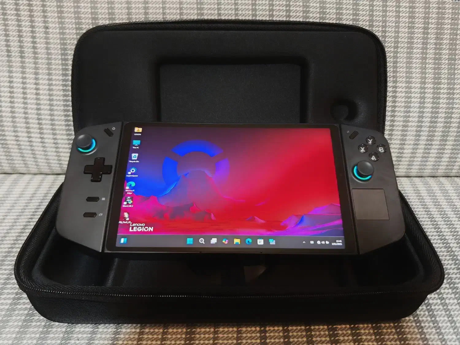 کنسول بازی دستی لنوو Lenovo Legion Go Z1 Extreme|کنسول، بازی ویدئویی و آنلاین|بندر انزلی, کارآموزی|دیوار