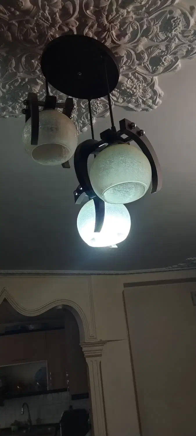 لوستر سه شاخه|لوستر و چراغ آویز|کرج, شهرک فهمیده|دیوار