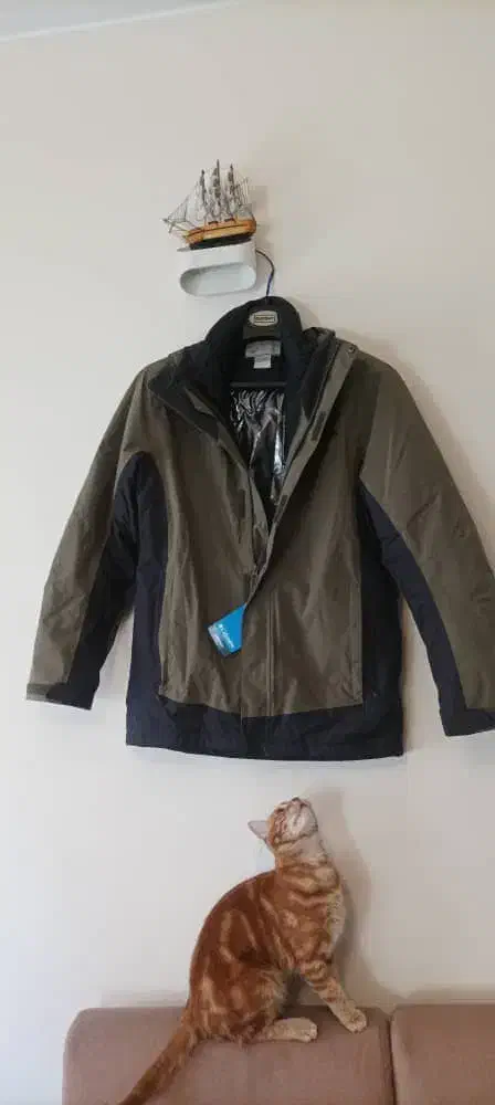 کاپشن کلمبیا|کوهنوردی و کمپینگ|تهران, آسمان|دیوار