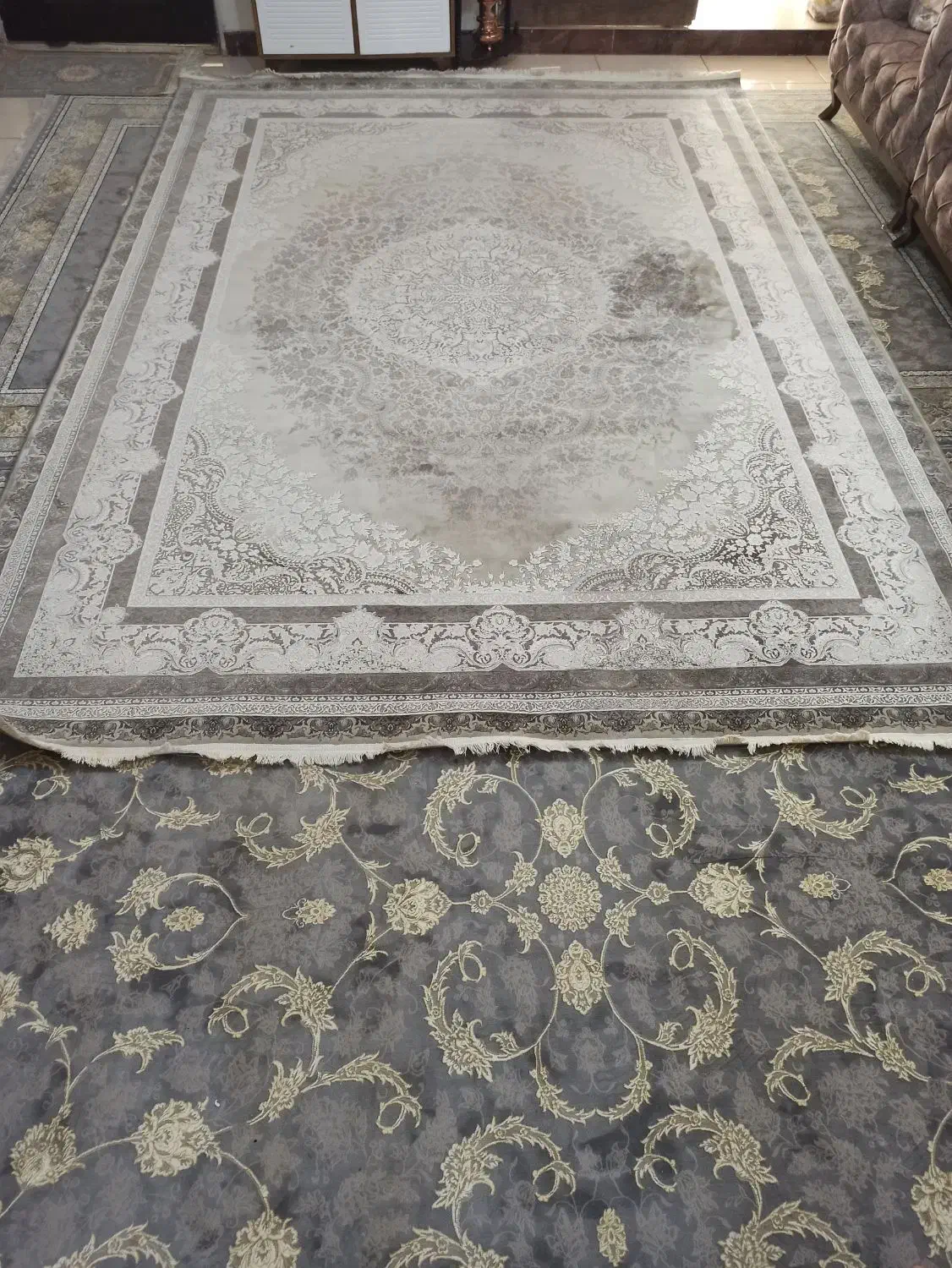 فرش ۹ متری ۱۲۰۰ شانه در حد نو|فرش|خرم‌آباد, |دیوار