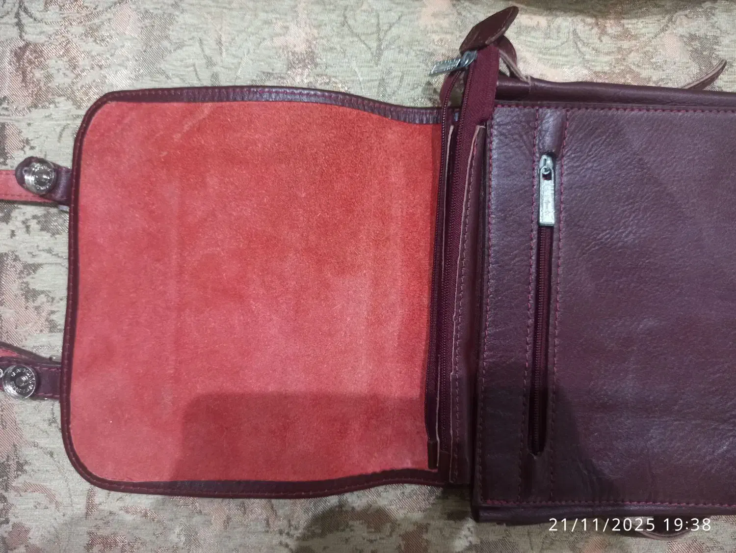 کیف دوشی زنانه تمام چرم گاوی در حد نو|کیف، کفش، کمربند|تهران, سازمان آب|دیوار