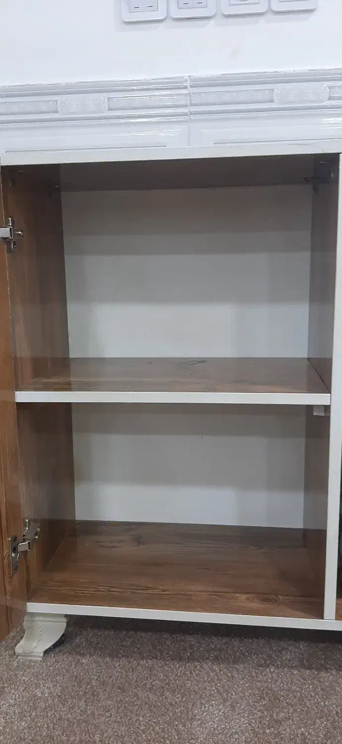 جاکفشی|جاکفشی، کمد، دراور|شوش, |دیوار