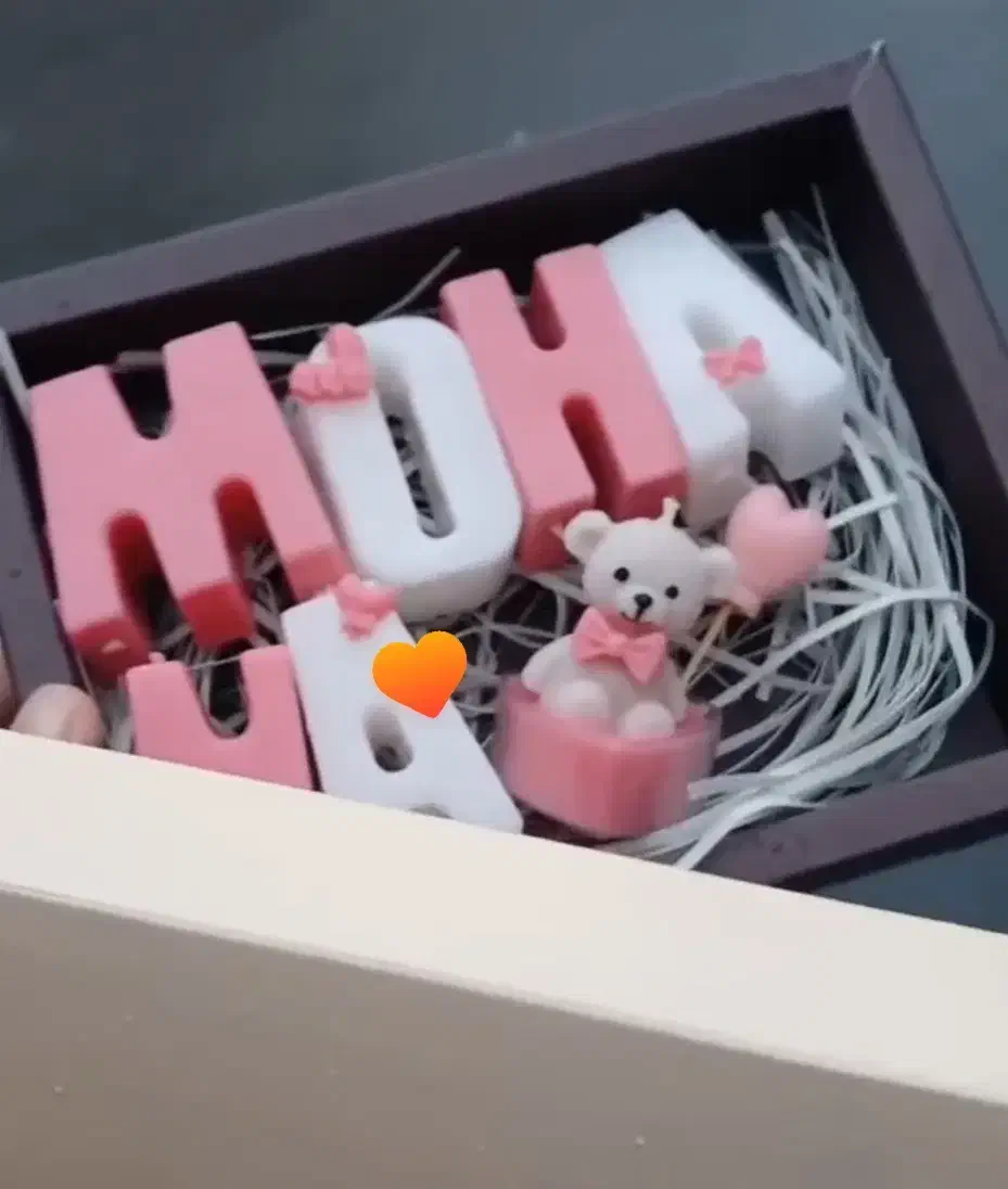 استنداسم|مجسمه، تندیس، ماکت|اراک, |دیوار