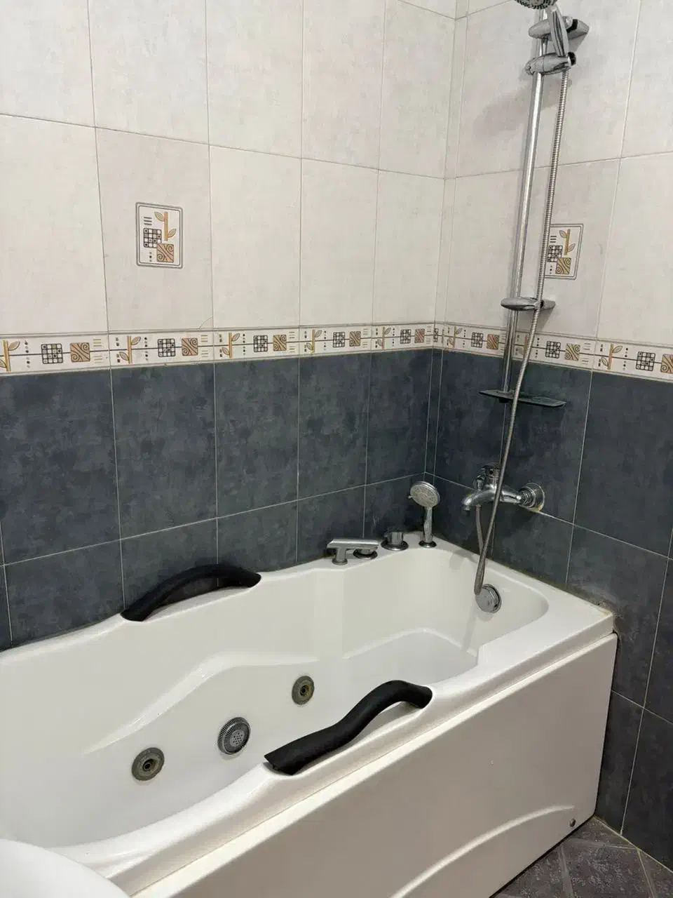 وان و جکوزی|لوازم حمام|کوهسار (البرز), |دیوار