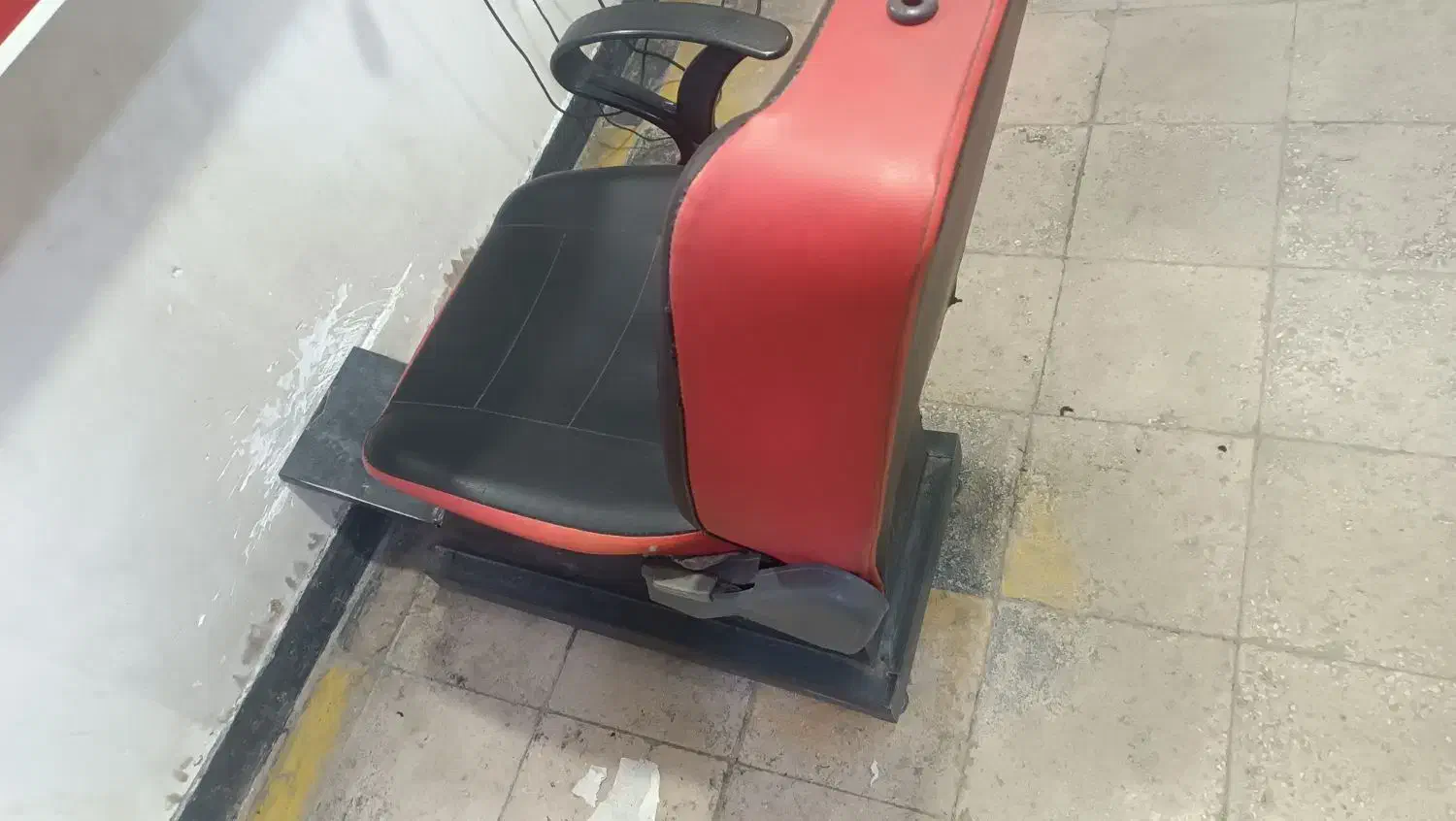 صندلی ارایشگاه|آرایشگاه و سالنهای زیبایی|جیرفت, |دیوار